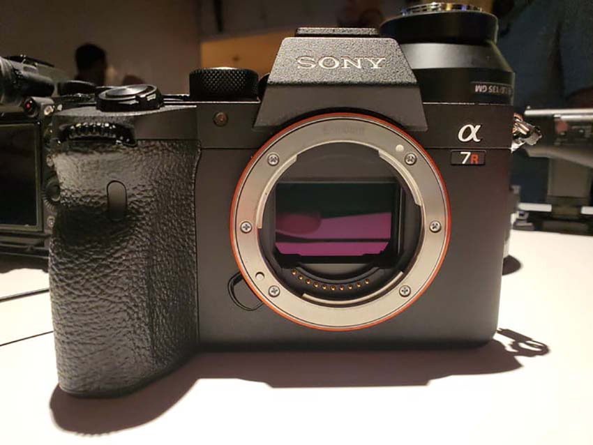 Máy ảnh Máy ảnh A7R Mark IV giá tốt đà nẵng